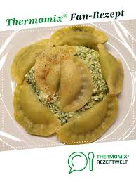 Ravioli Mit Spinat Ricotta Fullung Rezept Ravioli Fullung Rezept Rezepte Ravioli