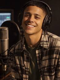 Super excited for my upcoming music video shoot with my brother  @riganmachado and his MMA friends! Let's GO! 🥊 💃🎶 new song coming soon!  Excited to work with @victorsallyoficial