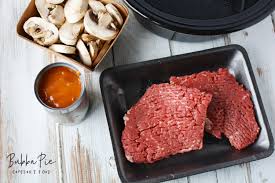 The salad, with chopped arugula, basil, tomatoes, onion and sharp italian cheese, is the picture of summer. Easy Slow Cooker Cube Steak Recipe Bubbapie