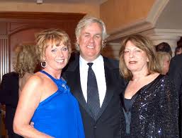 Hammers honored for philanthropy at governor's gala