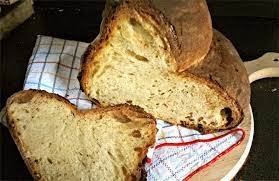 Pane di altamura is a type of italian naturally leavened bread made from remilled durum wheat semola from the altamura area of the provincia di bari, in the apulia region. Pane Di Altamura Dop La Ricetta E Dove Comprarlo