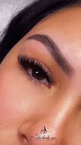 Voluptuous Volume Lashes for the Modern Canadian Woman