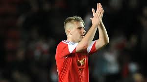 What does luke shaw mean? Southampton S Shaw Set For Medical At Manchester United Eurosport