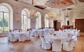 Sie ist ideal für anspruchsvolle veranstaltungen, formell und privat, wie firmenfeiern, geburtstage, hochzeiten, u.v.m. Eventlocation Bad Arolsen Welcome Hotel Bad Arolsen