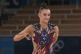 Attualmente la ginnastica ritmica è uno sport esclusivamente femminile; Pwhhbiq Ptvuhm