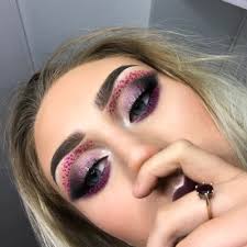 Julia Lyman (@JuliaLyman)