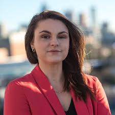 Riley Bunch's Instagram, Twitter & Facebook