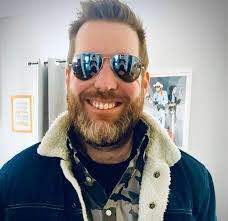 Terry Flippo's Instagram, Twitter & Facebook