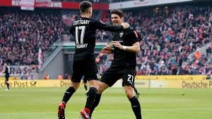 Köln versucht, über harte zweikampfführung ins spiel zu kommen. Sc Freiburg Gegen Vfb Stuttgart Live Im Tv Online Stream Und Ticker Schauen Sportbuzzer De