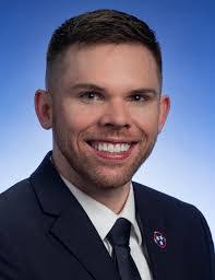 Adam Batten's Instagram, Twitter & Facebook