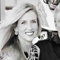 Laura Chastain's Instagram, Twitter & Facebook