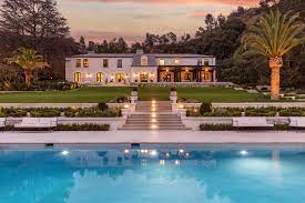 Guest rooms offer a flat screen tv, a kitchenette, and a refrigerator, and hollywood hills hotel makes getting online easy as free internet access is available. Hilton Hyland Beverly Hills Real Estate Agents