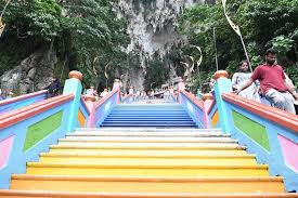 Apa yang membuatkan tempat ini menarik ialah sejarah dan struktur muzium ini yang menarik minat pelancong untuk mengetahui apa yang berada didalamnya. Kompleks Batu Caves Portal Rasmi Majlis Perbandaran Selayang Mps