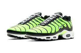 Free delivery and returns on ebay plus items for plus members. Nike Air Max Plus Tn Volt Release Information Hypebeast