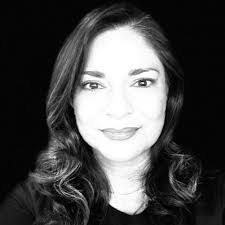 Carmen Colunga's Instagram, Twitter & Facebook