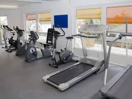 (414 artikel) fitnesstraining erhöht die ausdauer, verbessert die konzentrationsfähigkeit, stärkt das immunsystem und macht gute laune. Heimtrainer Fitnessgerate Fur Zuhause Bestes Im Test 2021