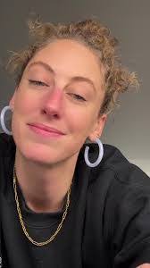 Tami Mcintosh's Instagram, Twitter & Facebook