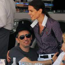 Trouvez votre annonce de gad elmaleh d'occasion à vendre ou acheter parmi nos débarras gad elmaleh occasions sur paruvendu mondebarras. Gad Elmaleh Er Schwarmt Weiter Von Charlotte Casiraghi Gala De