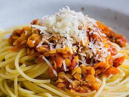 Bolognese Von Roten Linsen Von Steffypeter Chefkoch Rezept Bolognese Linsenbolognese Lebensmittel Essen