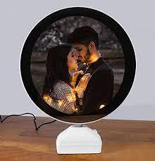 Amazon.com - FA6 Magic Mirror Photo Frame With Light Photos Gift  Personalized Frames For Valentines Day Gifts, Anniversary, Birthday  (Plastic, Tabletop, White, Pack Of 1,Round, framed)
