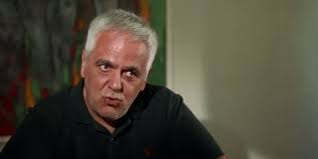 Μεταξύ άλλων έχει εκδώσει τα βιβλία ασκήσεις. Pasxos Mandrabelhs Sto Iefimerida Gr 8ewrw Pws O Papakwnstantinoy Htan Kalos Ypoyrgos Den To Egrapsa Gia Na Mh Me Poyn Prokateilhmmeno Media Iefimerida Gr