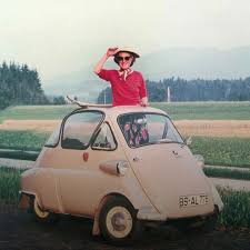 Image result for Isetta AzurBlau 1955 BMW