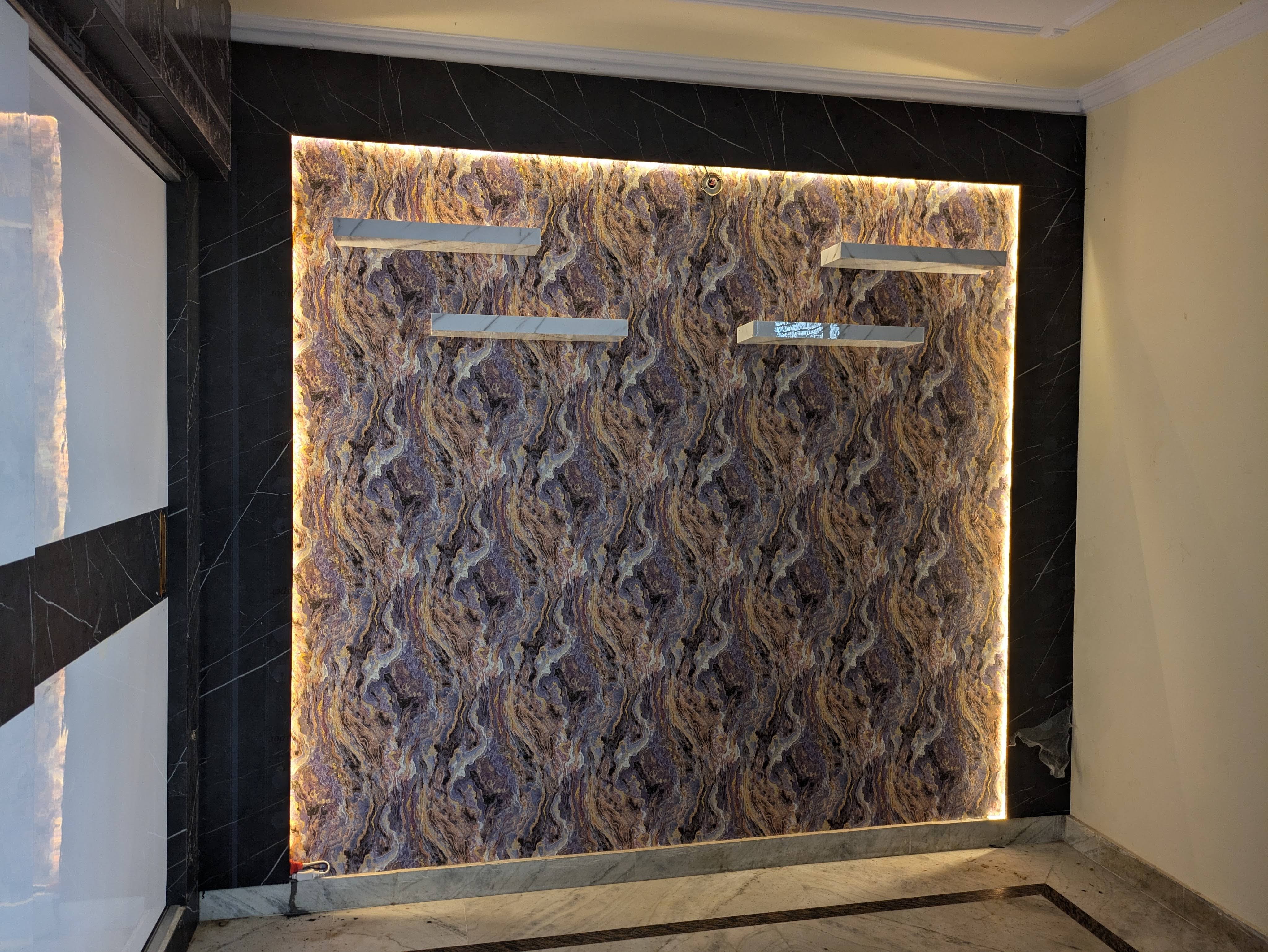 Designer Wallpaper product image