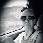 Amber Colegrove's Instagram, Twitter & Facebook