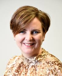 Alison Fay's Instagram, Twitter & Facebook