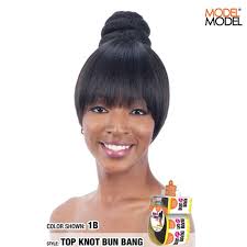 It's also a quick style. Model Model Bun Top Knot Bun Blunt Bang 2 Pcs