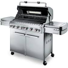 gas grills to buy: broil king, weber
