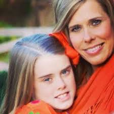 2014 Mother-Daughter Look-Alike entries