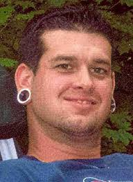 Shannon Lowe's Instagram, Twitter & Facebook