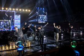 Stray kids — slump (japanese version) 02:16. Meet Stray Kids The Group That S Decimated The K Pop Mould Features Clash Magazine
