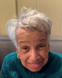 Frankie Ward's Instagram, Twitter & Facebook