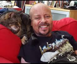 I met Aron at a few Vegas conventions...always a smile for you!