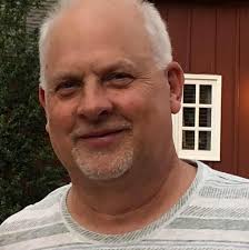 Students shouldn't be experimenting with ChatGPT in college; they should be  experimenting with FUN things like LSD -Lewis Black