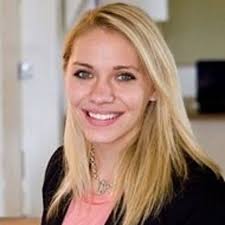 Donna Hanrahan's Instagram, Twitter & Facebook