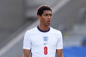 Jude bellingham (centre) celebrates after becoming birmingham's youngest ever scorer by netting against stoke at the bellingham is managed by his family and lives with his parents in stourbridge. Jude Bellingham S England Call Up Just Another Challenge Dortmund S Boy Wonder Looks Ready To Rise To Evening Standard