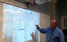 Classroom of the 21st Century Debuts at Uni