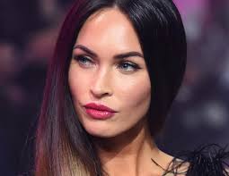 Megan denise fox (born may 16, 1986) is an american actress and model. Megan Foks Pokupaet Synu Odezhdu Dlya Devochek Foto