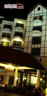 Ideally located in front of the only golf course in cameron highlands and less than 2 minutes drive from brinchang, hotel casa de la with all these facilities and the ideallic view, hotel casa de la rosa can fulfill everyone's dream of luxury accommodation at an affordable range of rates. 2