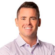 Clint Menefee's Instagram, Twitter & Facebook