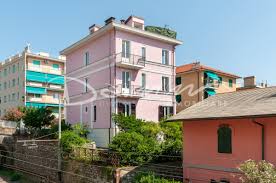 Quadrilocale in zona nervi, sant'ilario, genova. Daimm Immobiliare Vendita Appartamento Villino Genova Nervi Via Santorre Derossi Di Santa Rosa Facciata Daimm