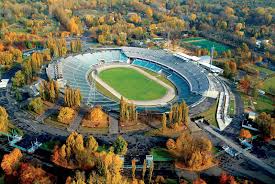 Operatorem obiektu jest stadion śląski sp. Stadion Slaski Chorzow Silesia Polonia Antes De La Remodelacion En Los Anos 90 Tenia Una Capacidad De 47 202 Espectadores Stadium Golf Courses Nostalgia