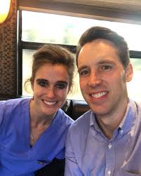 Leslie Hawley's Instagram, Twitter & Facebook