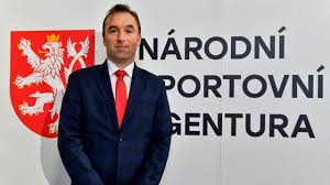 Důvodem nebyl audit a andrej babiš na něj prý netlačil. Od 11 Kvetna Sport Az Pro 100 Lidi Na Zahradkach S Rozestupy Barrandov Tv