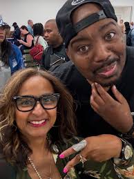 Early risers 😀🙌🏽 great running into my boy/hip-hop legend @erick_sermon  ! 😎✊🏽 @atlairport #atl