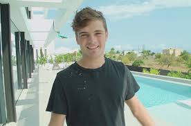 Martin garrix and bebe rexha perform 'in the name of love'. The Martin Garrix Show Episode 9 The Superstar Dj S Summer In Ibiza Billboard Billboard