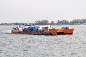 Din cernavoda isi desfasoara activitatea in domeniul constructiilor de nave fluviale propulsate si nepropulsate, reparatii ale navelor propulsate si nepropulsate, lucrari de andocare in propriile docuri. About Us